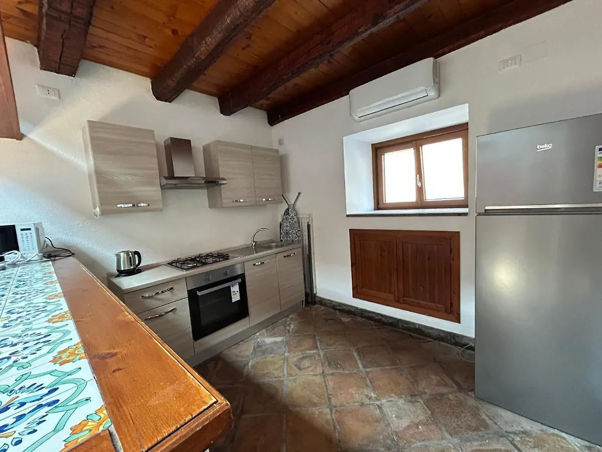 Li Cuti Apartments كاتانيا